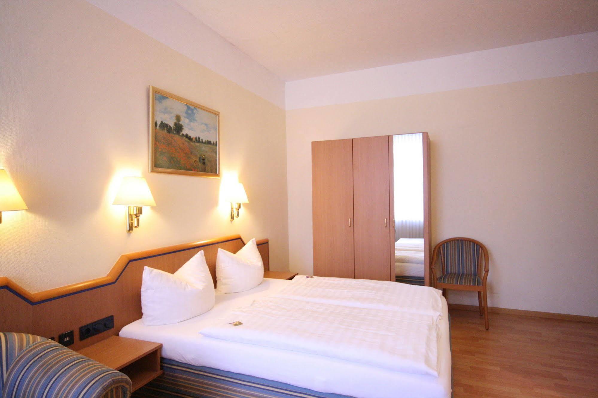 Altstadt Hotel Heidelberg Esterno foto