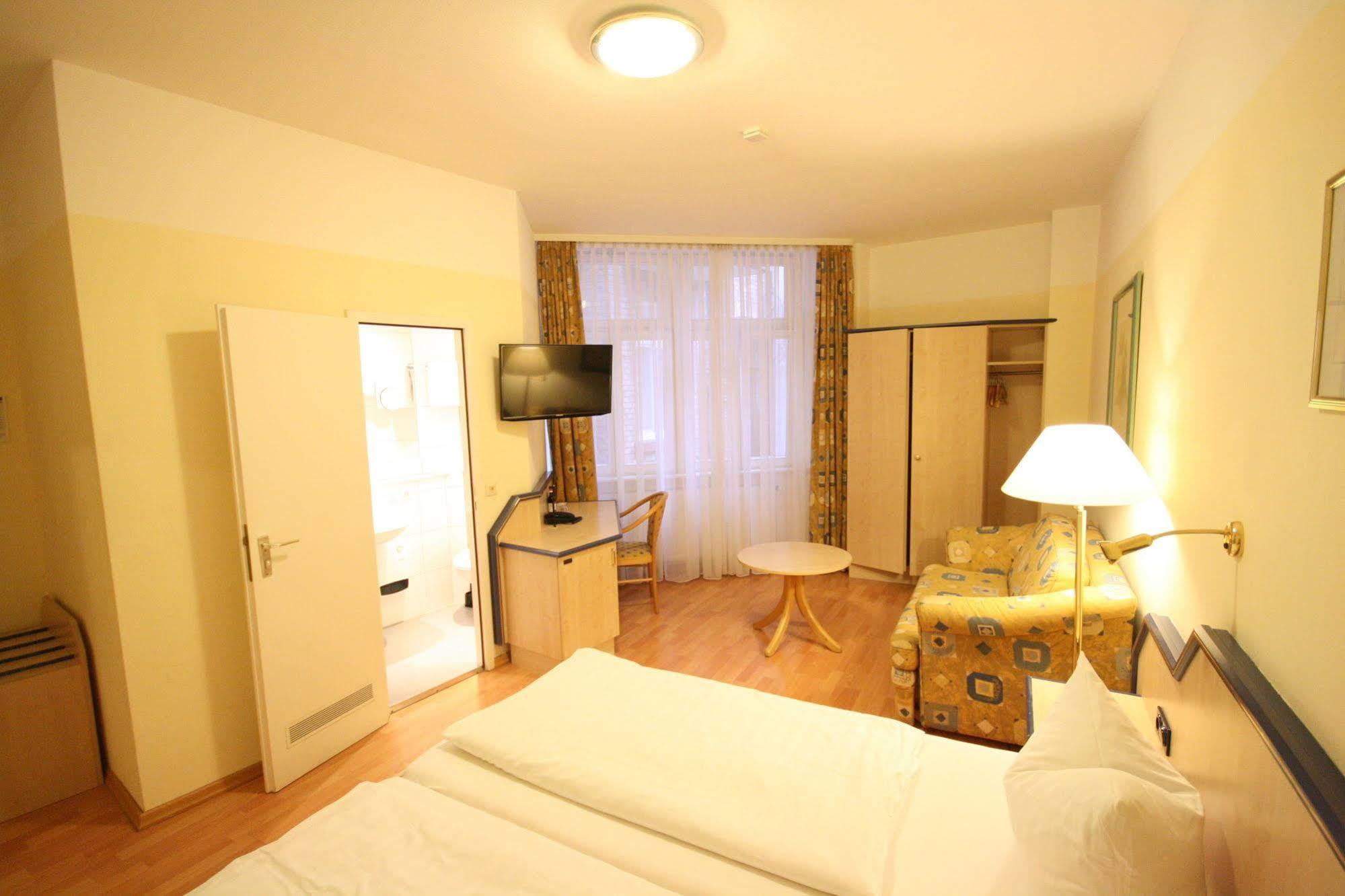 Altstadt Hotel Heidelberg Esterno foto